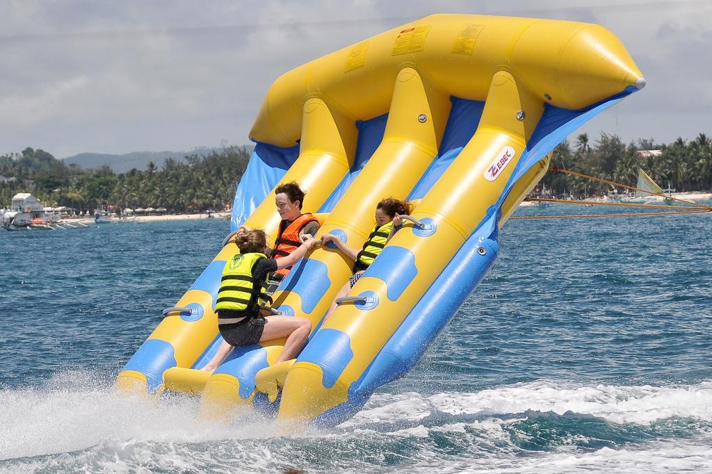 Subiza Beach Resort Olongapo Ngoại thất bức ảnh