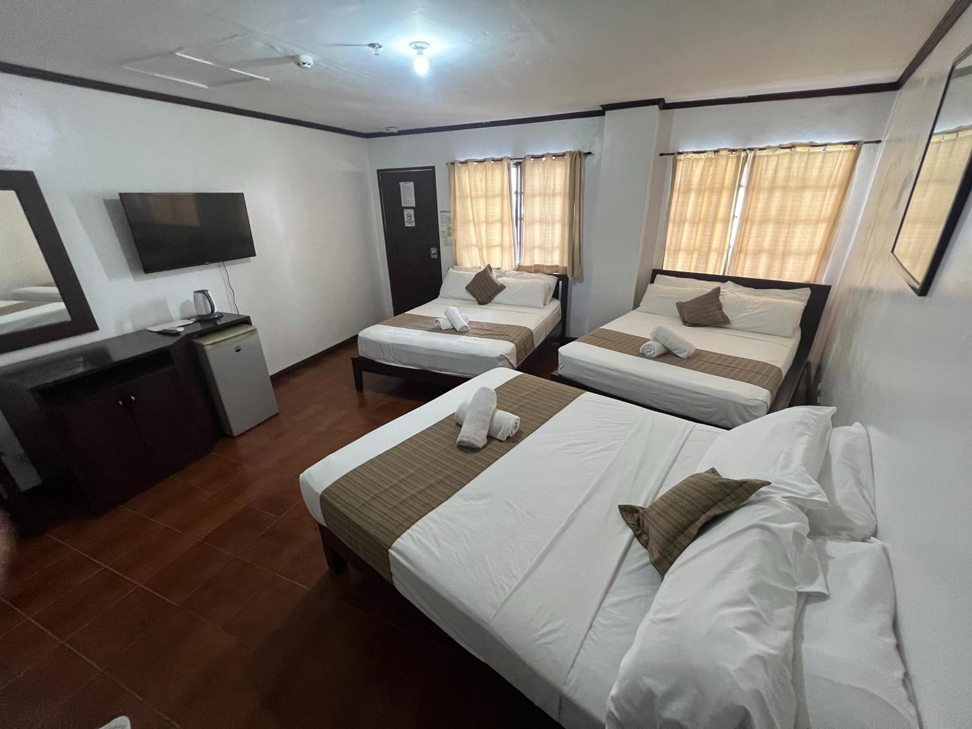 Subiza Beach Resort Olongapo Ngoại thất bức ảnh