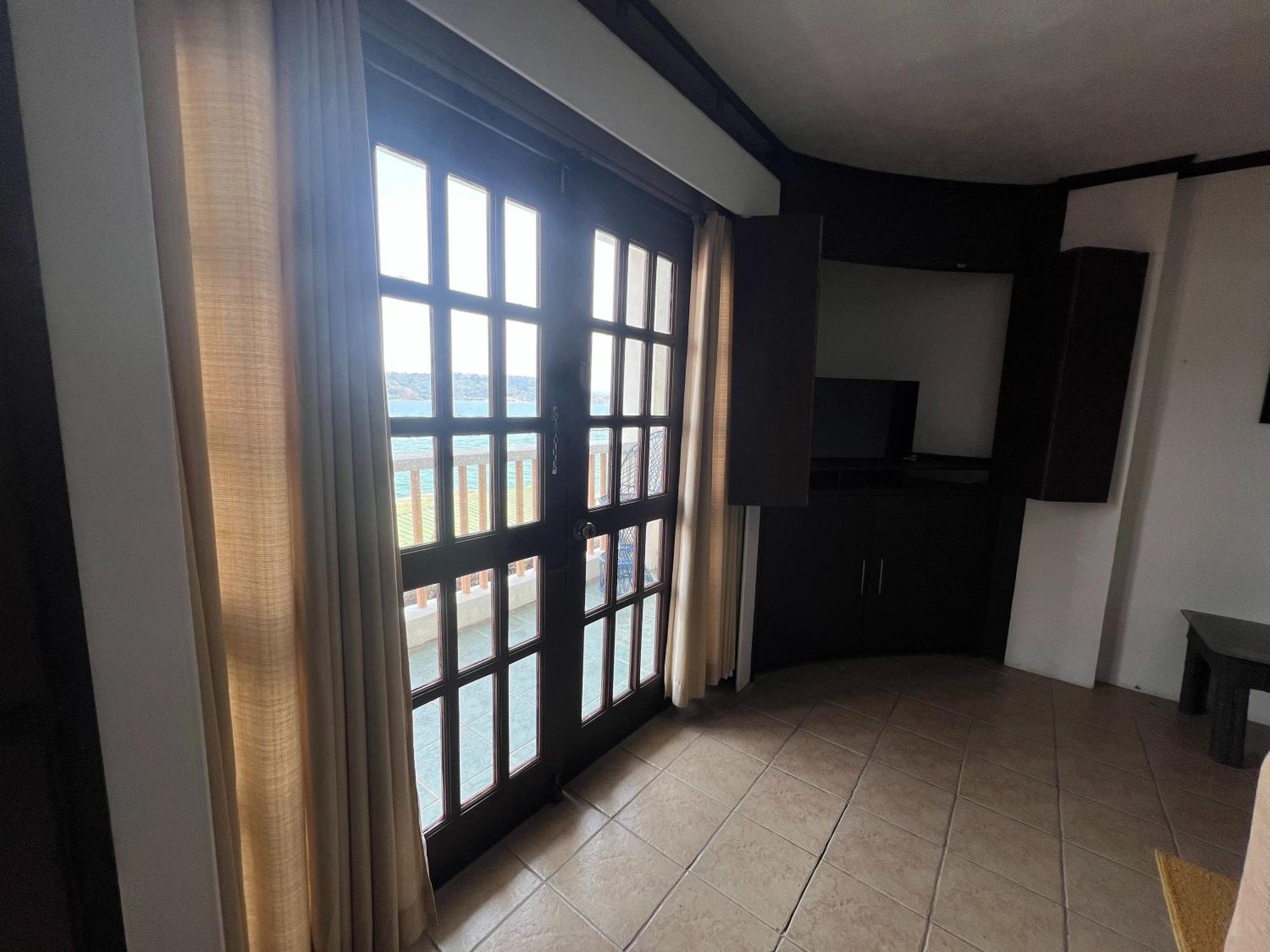 Subiza Beach Resort Olongapo Ngoại thất bức ảnh