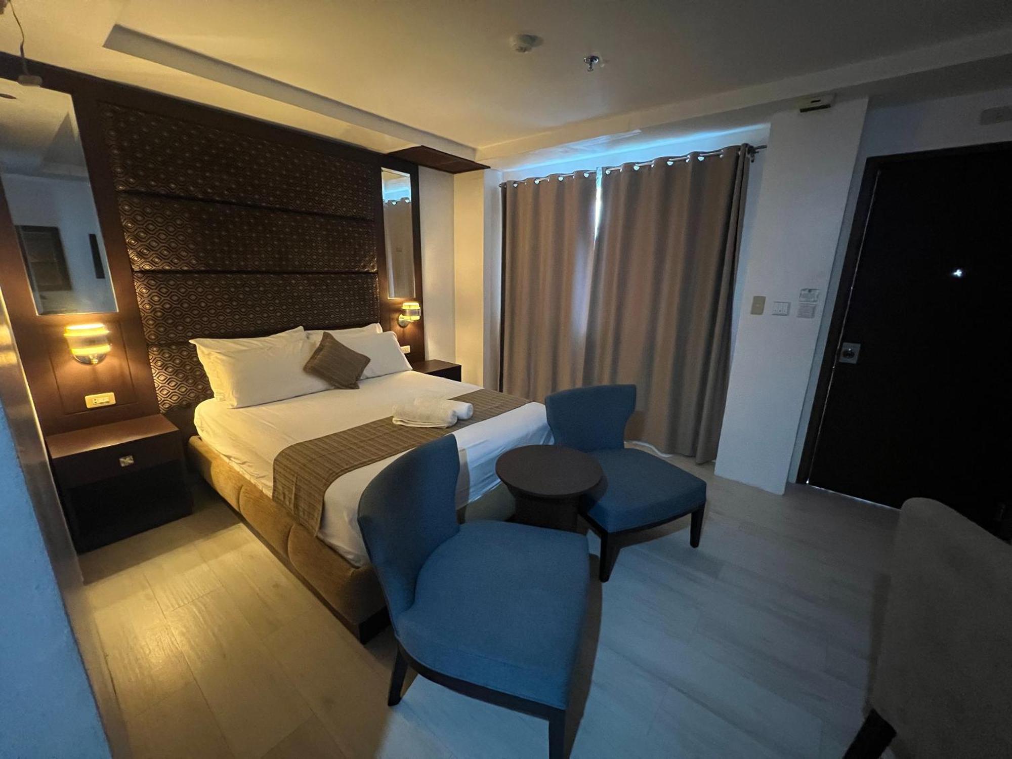 Subiza Beach Resort Olongapo Ngoại thất bức ảnh
