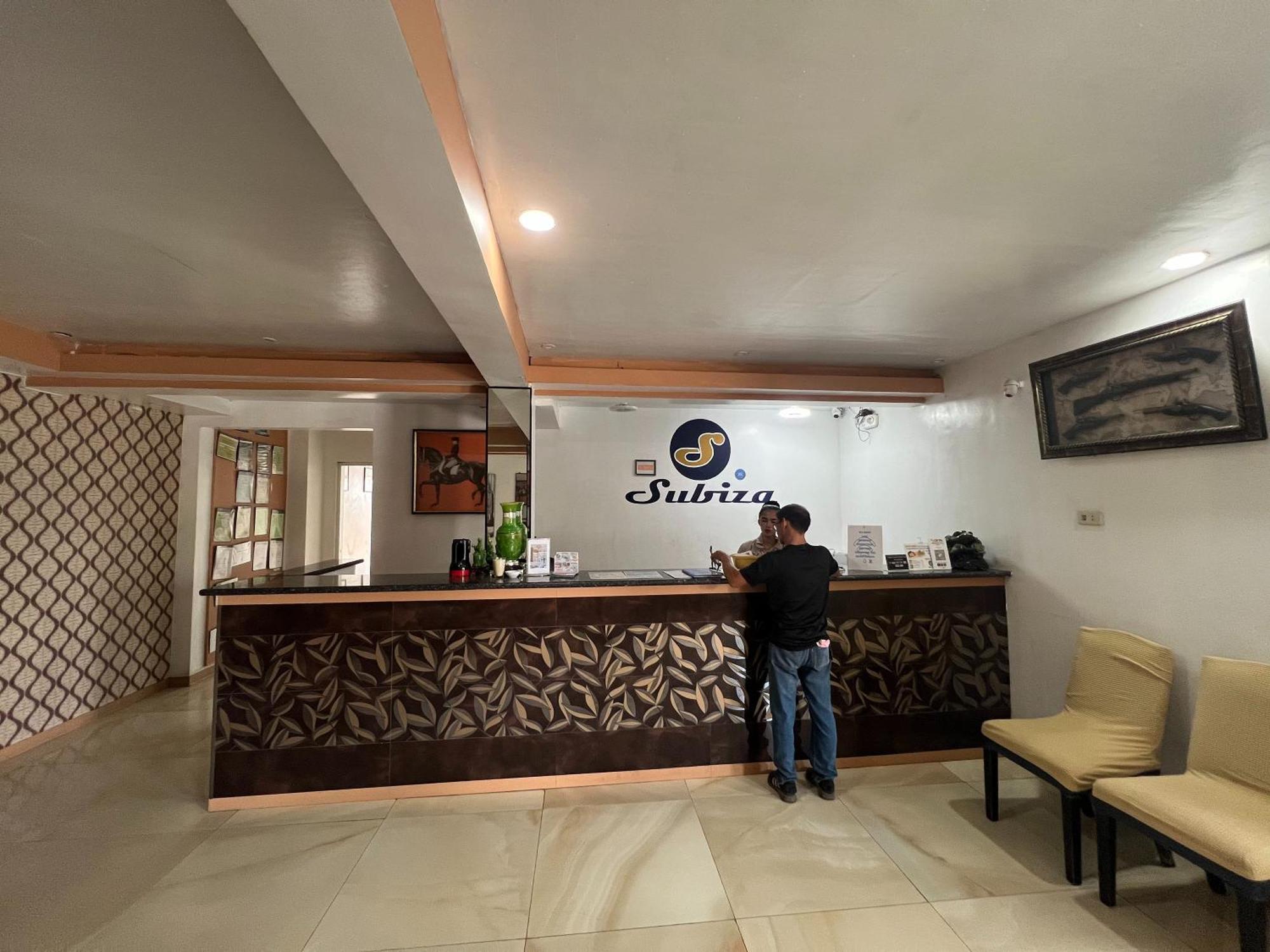 Subiza Beach Resort Olongapo Ngoại thất bức ảnh