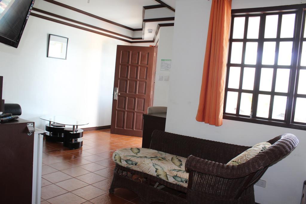 Subiza Beach Resort Olongapo Ngoại thất bức ảnh