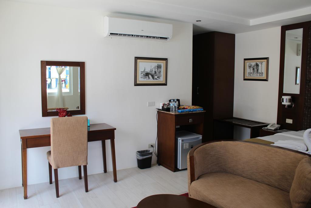 Subiza Beach Resort Olongapo Ngoại thất bức ảnh